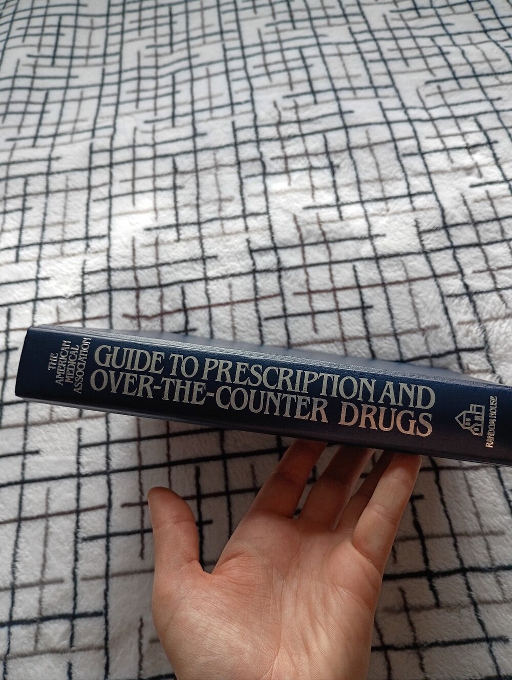 1988 Guide to Prescription and Over-the-Counter Drugs Hardcover